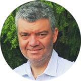 Dr Hennie Geldenhuys, MD